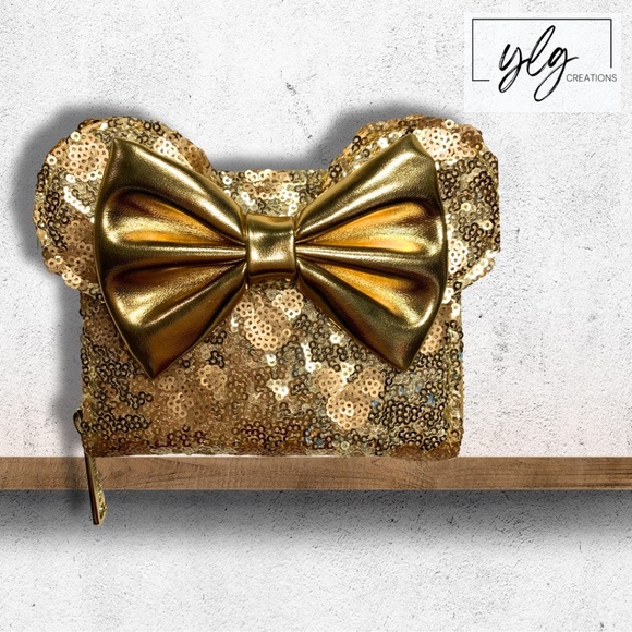 Loungefly Disney Wallet Gold Sequin Mickey Minnie Metallic 5 x 5 NWT Disneyland - Picture 1 of 9